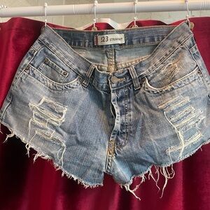 Vintage Levi’s Distressed Denim Women Shorts